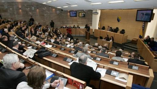 Hrvati protiv odluke jer ju je predložio nelegalni predsjednik Hrvati protiv odluke jer ju je predložio nelegalni predsjednik