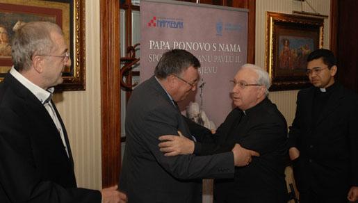 Kardinal Puljić: Vjerujem da će njegov spomenik izazvati da ovo stoljeće bude stoljeće mira