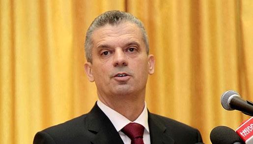 Radončić razdužio ured i kaže: Očekujem smjenu Radončić razdužio ured i kaže: Očekujem smjenu
