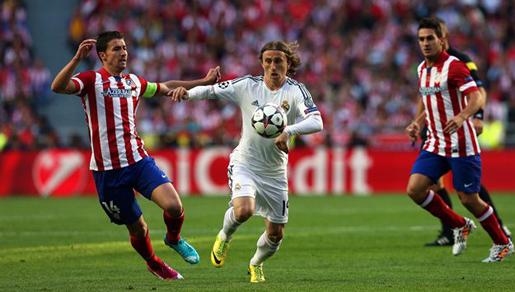 Modrić: Ovo je za mog pokojnog učitelja Bašića te ljude stradale u poplavama u Hrvatskoj, BiH i Srbiji! Modrić: Ovo je za mog pokojnog učitelja Bašića te ljude stradale u poplavama u Hrvatskoj, BiH i Srbiji!