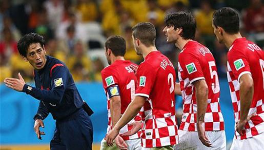 Ćorluka: Nevjerojatno je da sudac koji sudi Svjetsko prvenstvo ne zna engleski! Ćorluka: Nevjerojatno je da sudac koji sudi Svjetsko prvenstvo ne zna engleski!