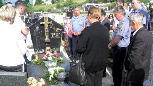 Tužna šesnaesta godišnjica ubojstva travničkog povratnika Perice Bilića Tužna šesnaesta godišnjica ubojstva travničkog povratnika Perice Bilića