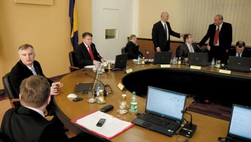 Nelegalna Vlada FBiH u tehničkom mandatu Nelegalna Vlada FBiH u tehničkom mandatu