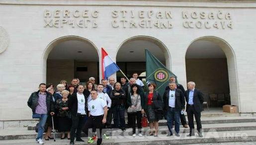 Aco Golo krenuo na ultra maraton HVO za branitelje u Savskoj 66 Aco Golo krenuo na ultra maraton HVO za branitelje u Savskoj 66